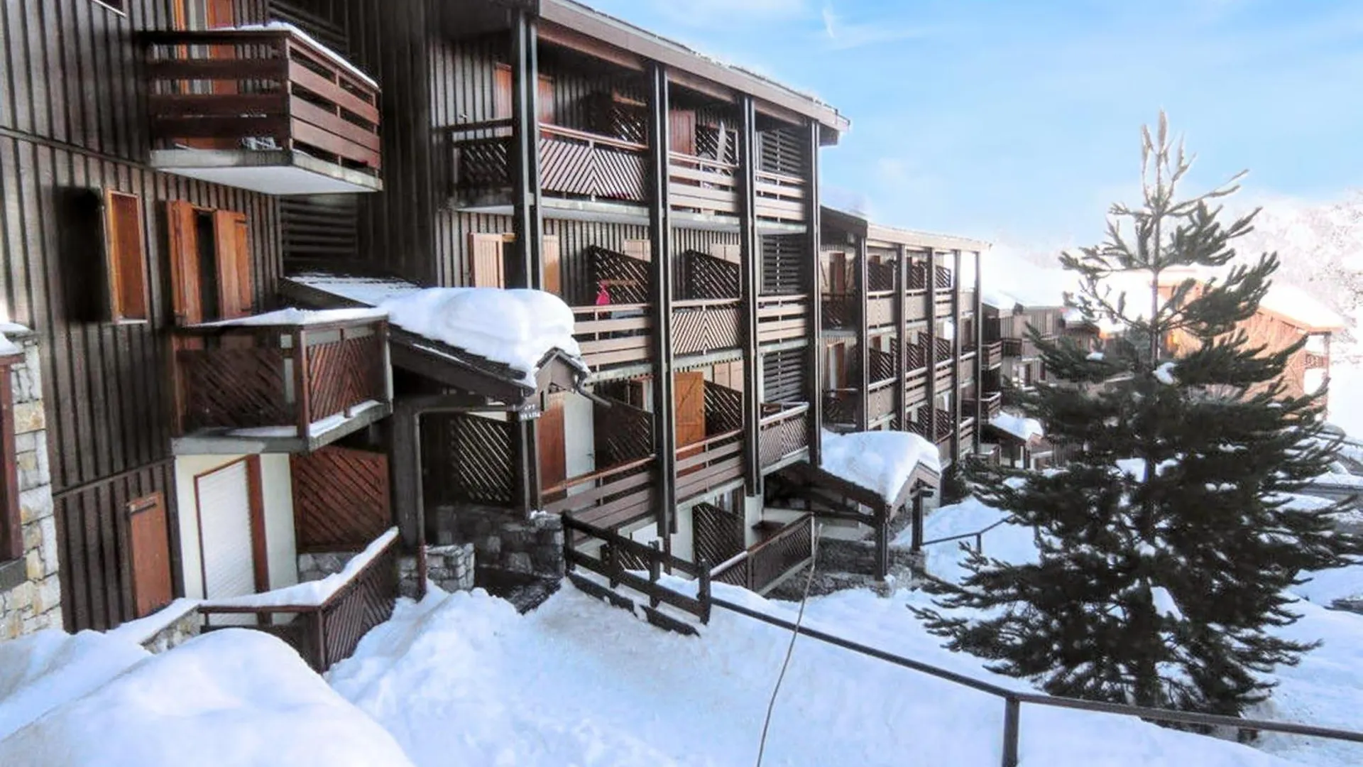 Appartement Au Pied Des Pistes A La Plagne - Vue Sur Montagne -